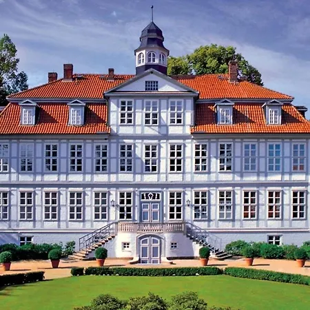 Herrenhaus 4
